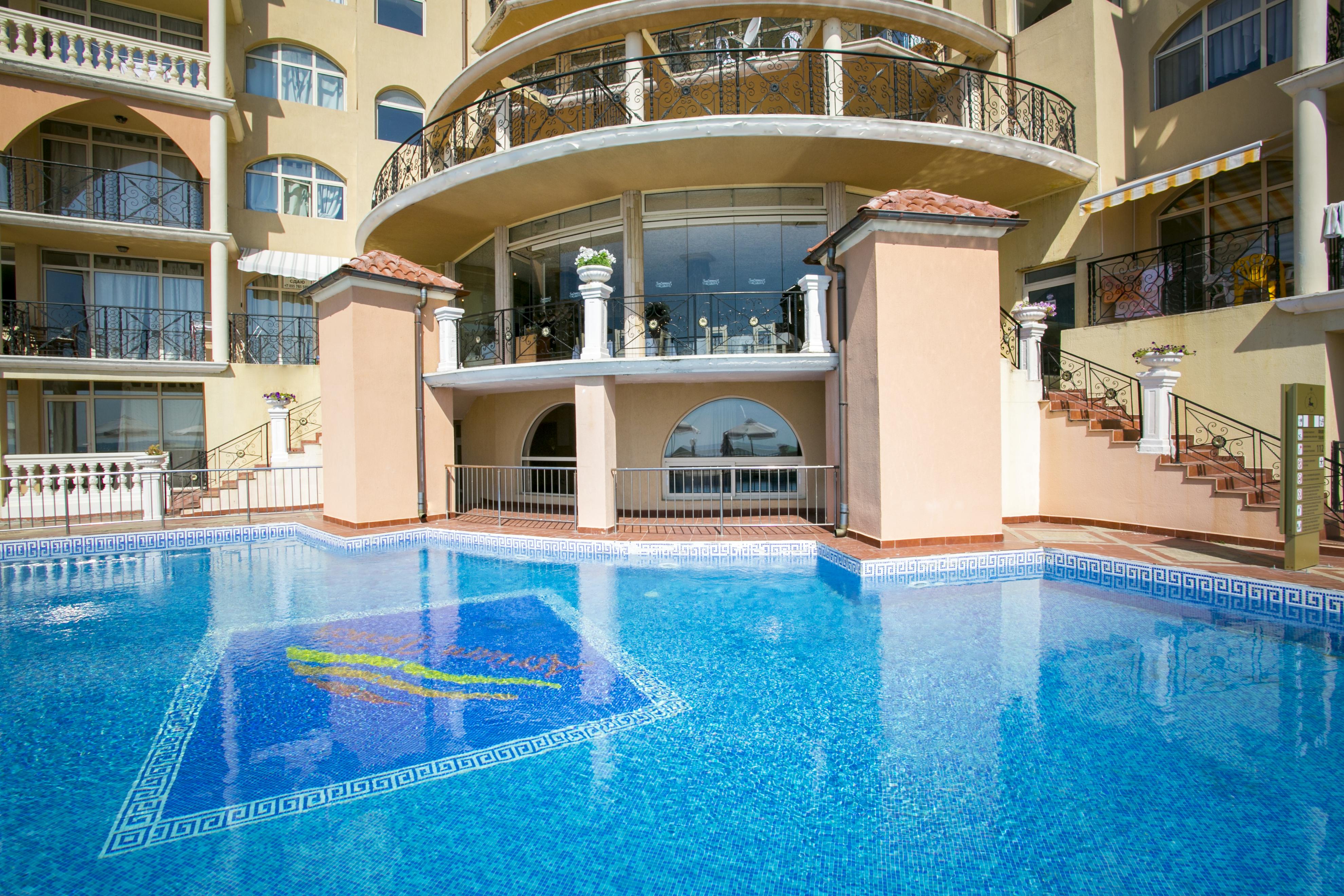 Atrium Beach Hotel 埃勒尼特 外观 照片