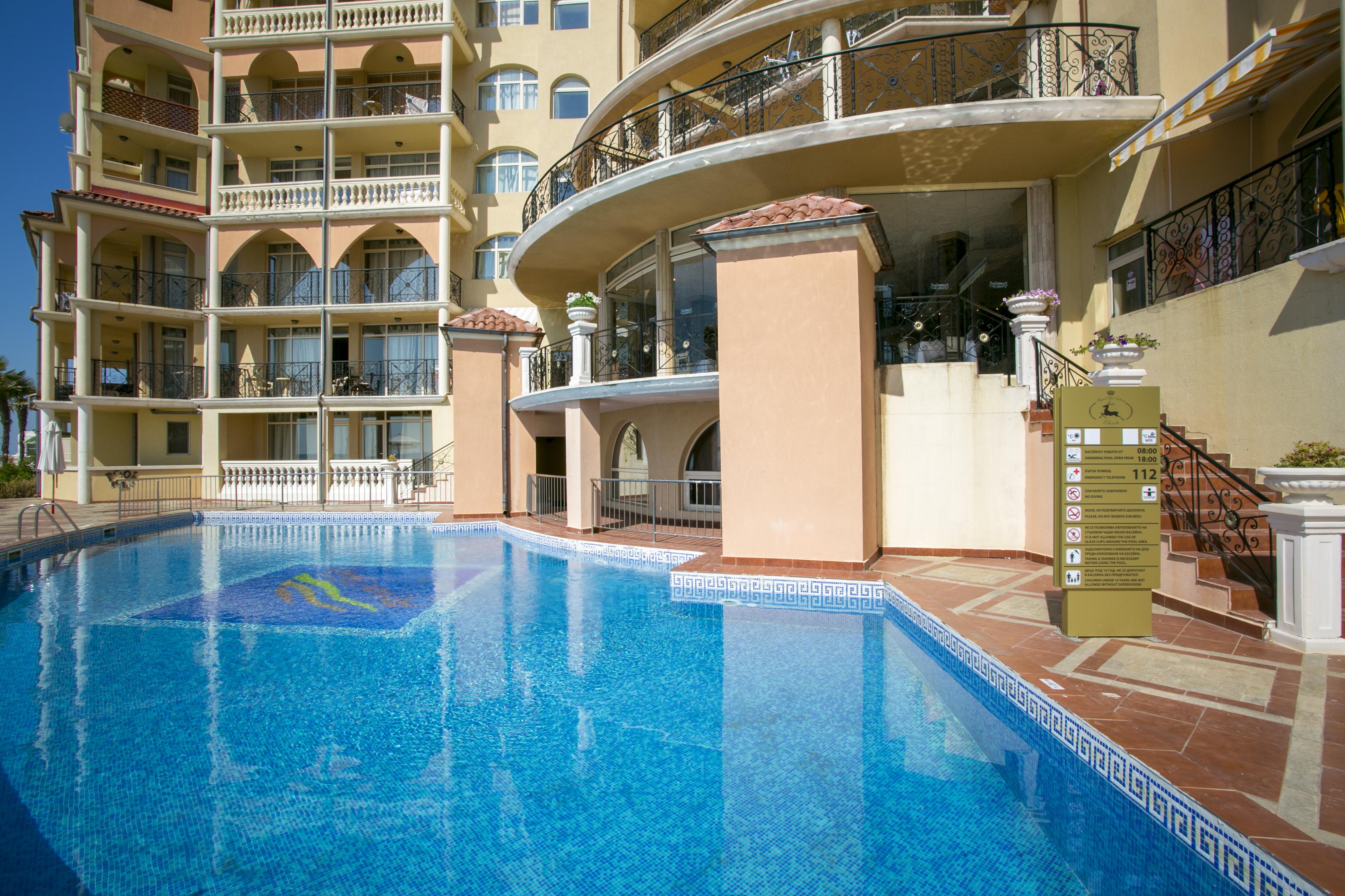 Atrium Beach Hotel 埃勒尼特 外观 照片