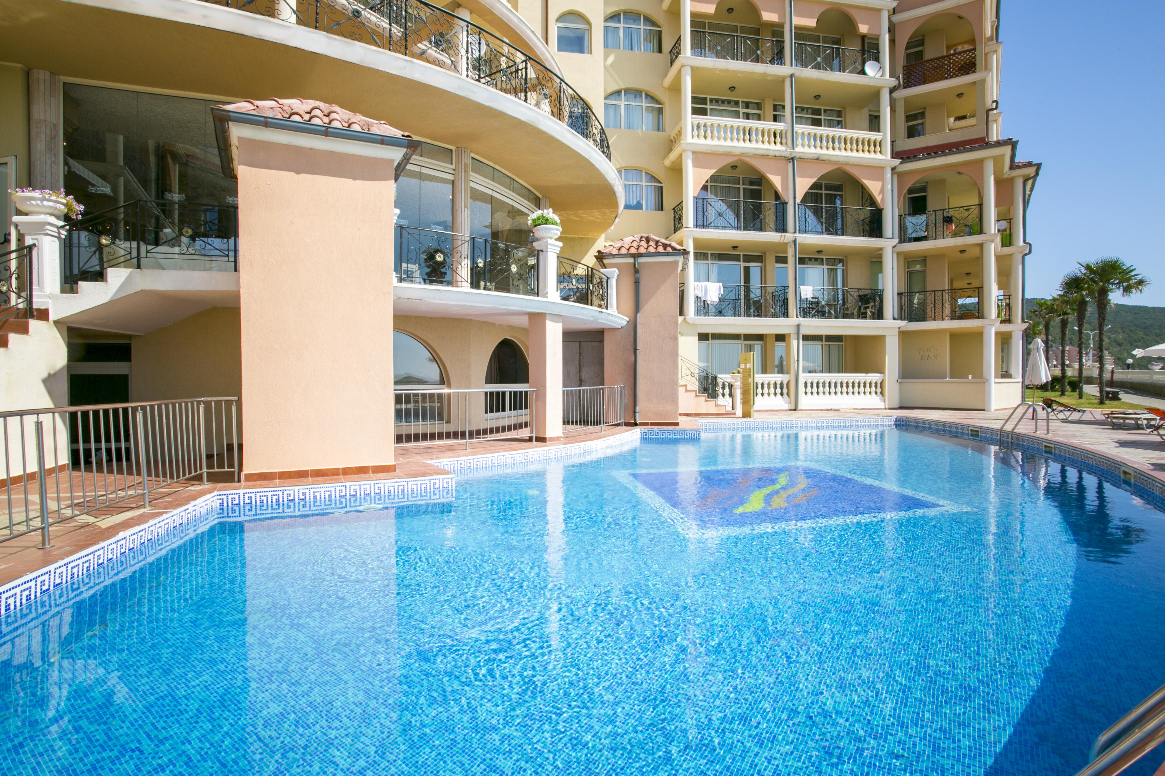 Atrium Beach Hotel 埃勒尼特 外观 照片