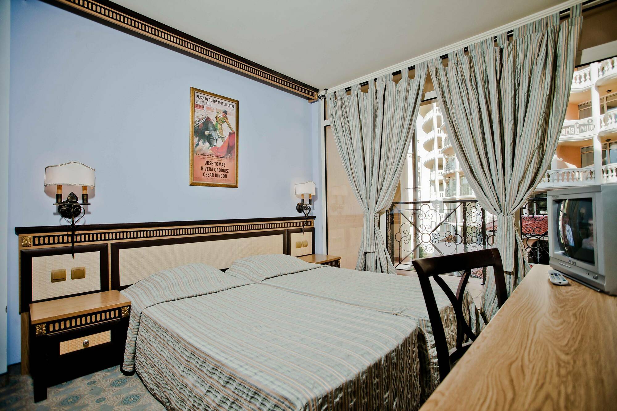 Atrium Beach Hotel 埃勒尼特 外观 照片