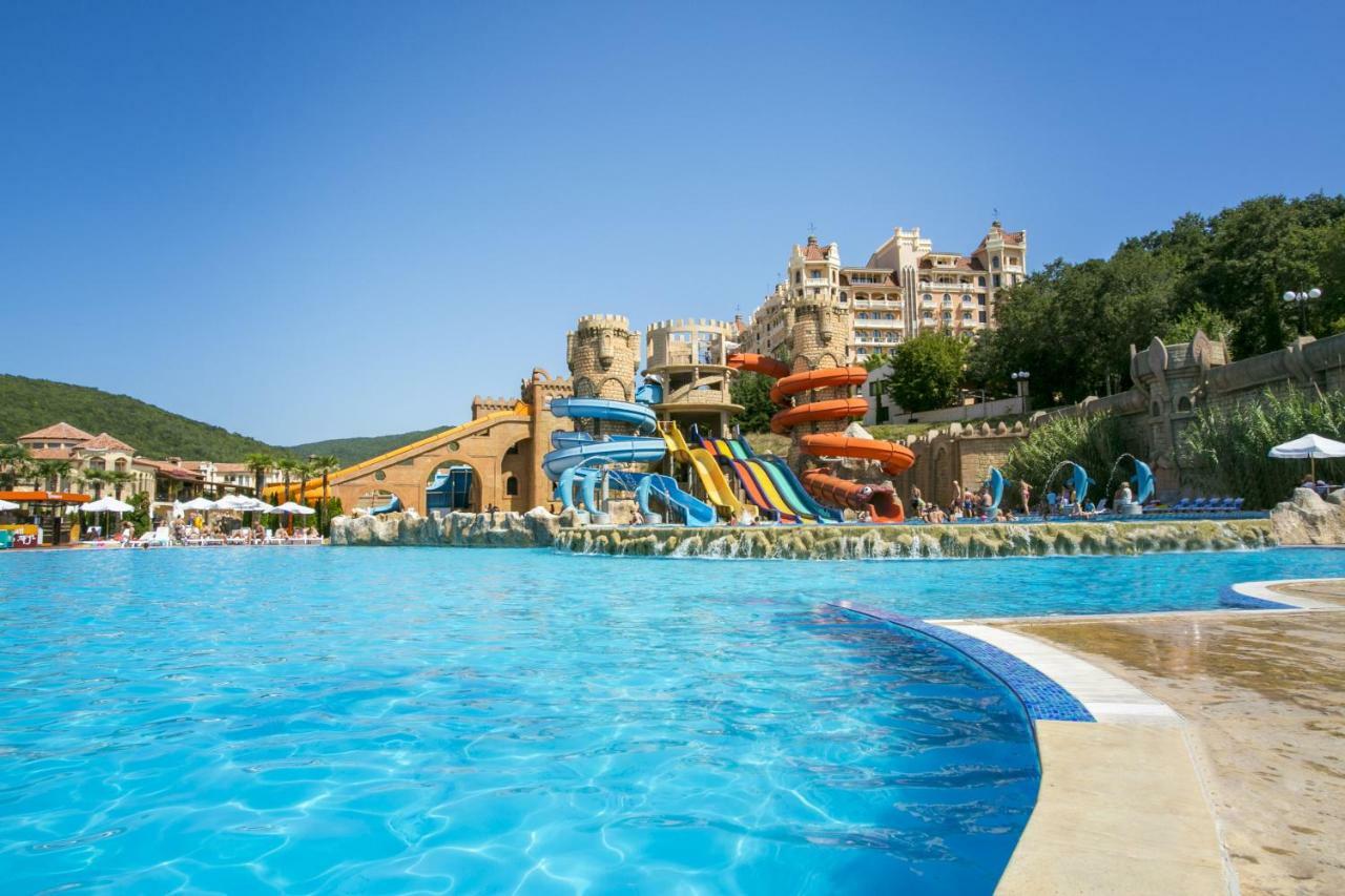 Atrium Beach Hotel 埃勒尼特 外观 照片